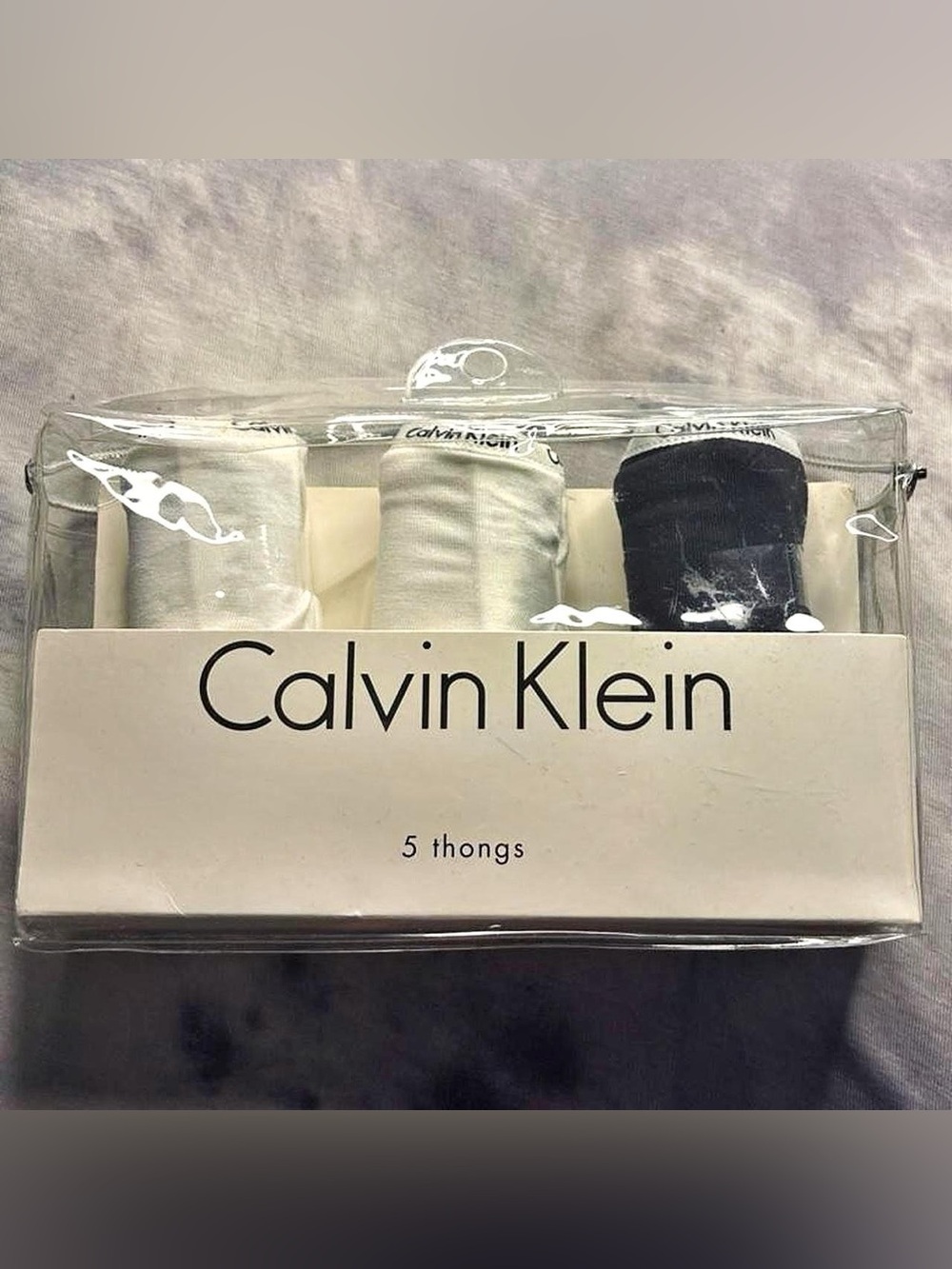 Calvin Klein 3 thongs- White & black